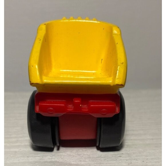 Hasbro Chuck & Friends Classic Chuck 2010 - Picture 4 of 7